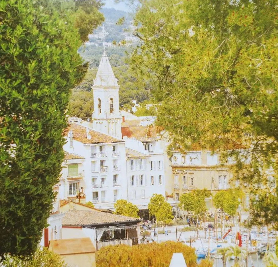 Sanary Bay View Apartment 0*, Sanary-sur-Mer