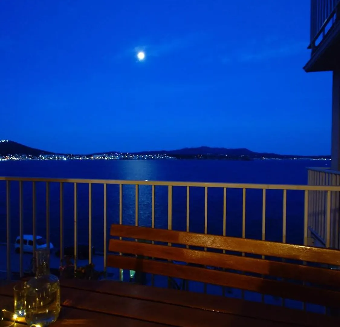 Sanary Bay View Apartment 0*, Sanary-sur-Mer Francja